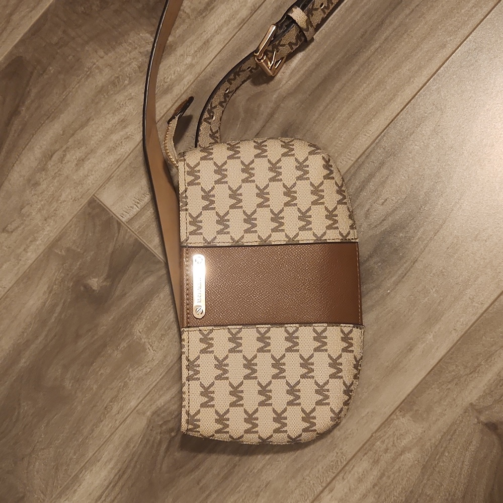 Micheal Kors Belt Bag L/XL